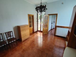 Bilocale via Gorizia, Centro, Biassono — foto 8 di 16