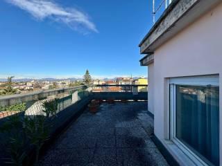 Attico via Raimondo d'Aronco 2, Volpe - Villalta, Udine — foto 6 di 21