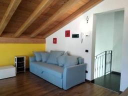 Appartamento in villa via Colombaio 24, Dubino