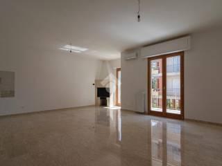 Quadrilocale via Leon Battista Alberti 34, Conversano — foto 6 di 26