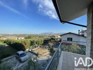 Villa a schiera Contrada Paterno 50, Centro, Loreto Aprutino