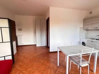 Monolocale via Guido Rossa 19, Desio — foto 3 di 17