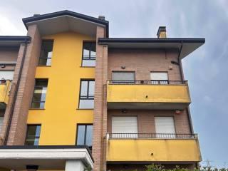 Monolocale via Guido Rossa 19, Desio