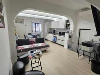 Monolocale via Fiera Vecchia 40, Centro, Salerno — foto 3 di 26