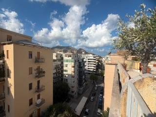 Attico via Olivio Sozzi 14, Notarbartolo - Sciuti, Palermo — foto 19 di 37