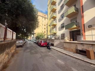 Attico via Olivio Sozzi 14, Notarbartolo - Sciuti, Palermo — foto 10 di 37