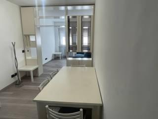 Trilocale ottimo stato, primo piano, Centro, Aosta — foto 6 di 13