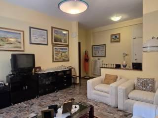 Bilocale via Sant'Eufemia a Maiella 41, Ospedale, Pescara
