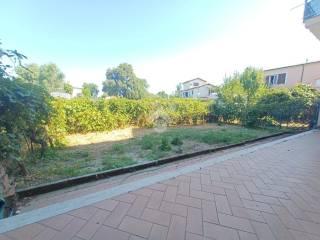 Quadrilocale via carlo cattaneo 41, Centro, Nepi — foto 30 di 38