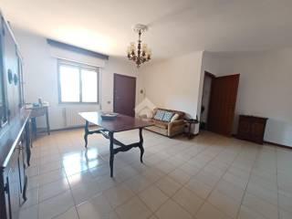 Quadrilocale via carlo cattaneo 41, Centro, Nepi — foto 3 di 38