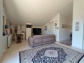 Villa unifamiliare via Grotta del Cavallone 4, Stazione Centrale - Corso Vittorio, Pescara — foto 46 di 55
