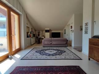 Villa unifamiliare via Grotta del Cavallone 4, Stazione Centrale - Corso Vittorio, Pescara — foto 9 di 55