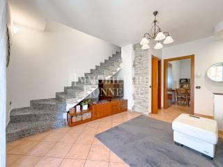 Trilocale via Stallone 44, Uggiate con Ronago — foto 10 di 21