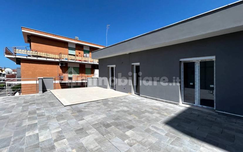 Trilocale via Livorno 70, Centro, Ladispoli — foto 24 di 29