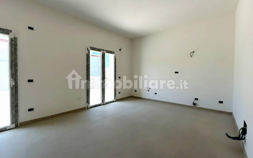 Trilocale via Livorno 70, Centro, Ladispoli — foto 25 di 29