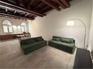 Bilocale piazza Garibaldi, 1, Centro, Angera — foto 12 di 12
