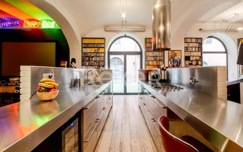 Loft via degli Equi, 26, San Lorenzo, Roma
