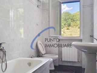 Appartamento ottimo stato, secondo piano, Prati, Mezzanego — foto 2 di 13