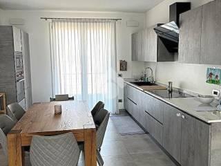 Bilocale ottimo stato, primo piano, Centro, San Martino di Lupari — foto 8 di 10