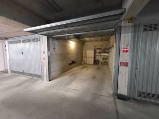 Bilocale via Antonio Stoppani 11, Via Lecco - Via Bergamo, Monza — foto 30 di 32
