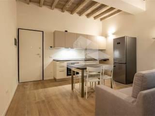 Bilocale ottimo stato, primo piano, Centro Storico, Reggio Emilia
