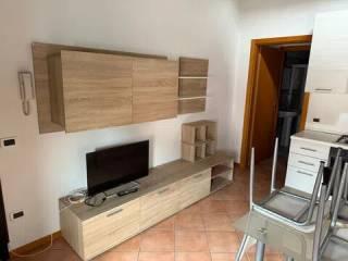 Bilocale buono stato, secondo piano, Centro, Lendinara — foto 3 di 6