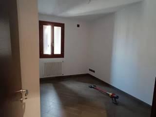 Quadrilocale buono stato, primo piano, Centro, Lendinara — foto 8 di 9