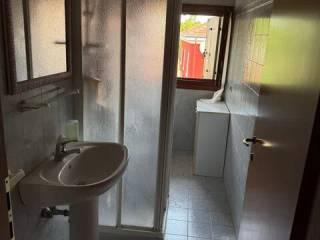Bilocale buono stato, secondo piano, Centro, Lendinara — foto 6 di 6