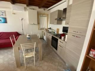 Monolocale buono stato, primo piano, Centro, Lendinara — foto 9 di 11