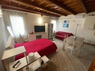 Monolocale buono stato, primo piano, Centro, Lendinara — foto 11 di 11