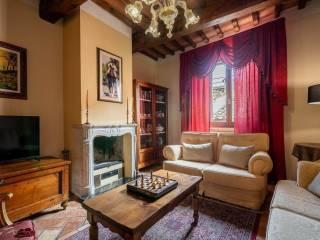 Appartamento ottimo stato, secondo piano, Colle Alta, Borgo Nuovo, Colle di Val d'Elsa — foto 5 di 12