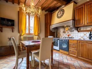 Appartamento ottimo stato, secondo piano, Colle Alta, Borgo Nuovo, Colle di Val d'Elsa — foto 9 di 12