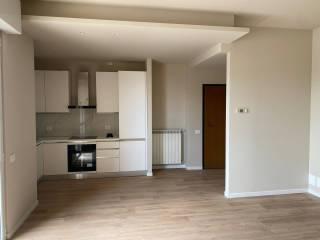 Bilocale via Francesco Nullo 42, Calusco d'Adda — foto 2 di 25