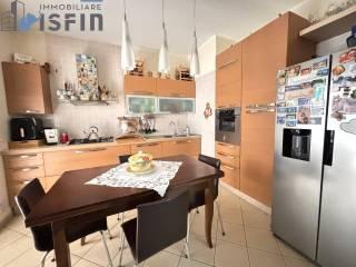 Quadrilocale via Vence 6, Zumpano — foto 3 di 16