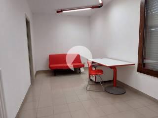 Appartamento buono stato, piano rialzato, Ospedale - Villaggio Manenti, Reggio Emilia — foto 6 di 12
