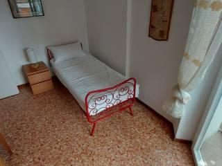 Trilocale piazza Giuseppe Mazzini, Centro, Sesto Calende — foto 8 di 12