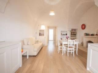 Trilocale via Felice Cavallotti 27, Via Ludovico, Corso Umberto I, Vittorio Emanuele, Ostuni — foto 8 di 16