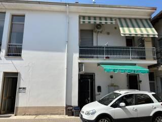 Bilocale via Carlo Alberto 100, Centro, Cassolnovo — foto 3 di 17