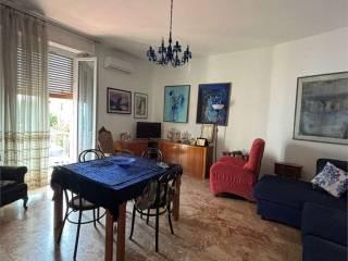 Appartamento buono stato, Centro, Medesano — foto 3 di 7