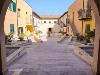 Trilocale via nazionale, 79, Centro, Cinisi