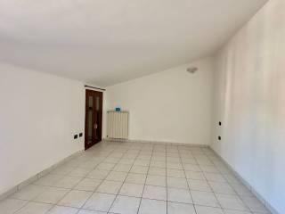 Quadrilocale piazza Cesare Battisti, Bondanello, Moglia — foto 8 di 10