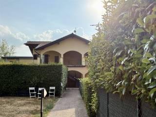 Trilocale viale Roma 44, Centro, Daverio — foto 15 di 19