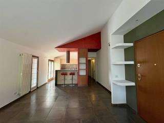 Trilocale viale Roma 44, Centro, Daverio — foto 6 di 19