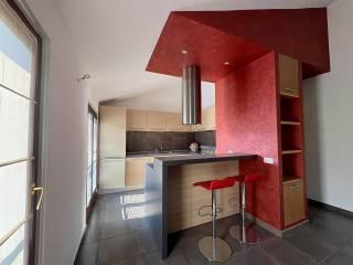 Trilocale viale Roma 44, Centro, Daverio — foto 12 di 19