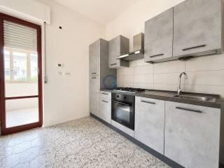 Stanza in affitto in appartamento Fortuna - Corvo, Catanzaro — foto 3 di 11