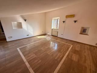Trilocale via Garibaldi 27, Centro, Anagni — foto 3 di 22