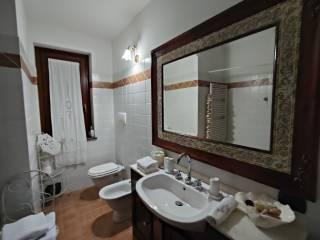 Villa unifamiliare 210 m², Centro, Amelia