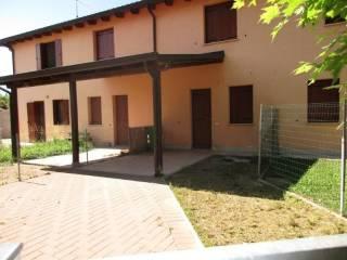 Villa a schiera via Rettilineo, Garofolo, Canaro — foto 3 di 26