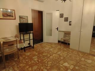 Trilocale via San Giorgio 5, Centro, Albisola Superiore