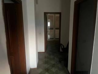 Appartamento buono stato, piano rialzato, San Nicola la Strada — foto 2 di 20